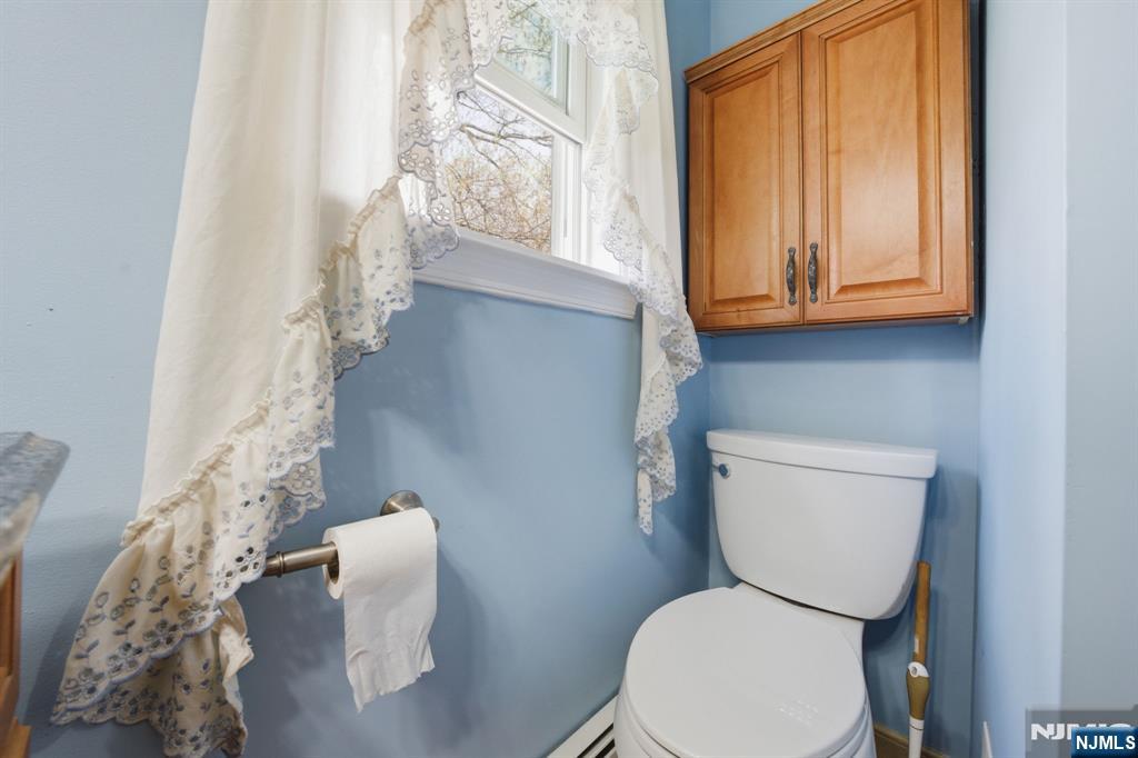 32 Pine Hill Road Mahwah, NJ 07430 - Photo 21 of 40