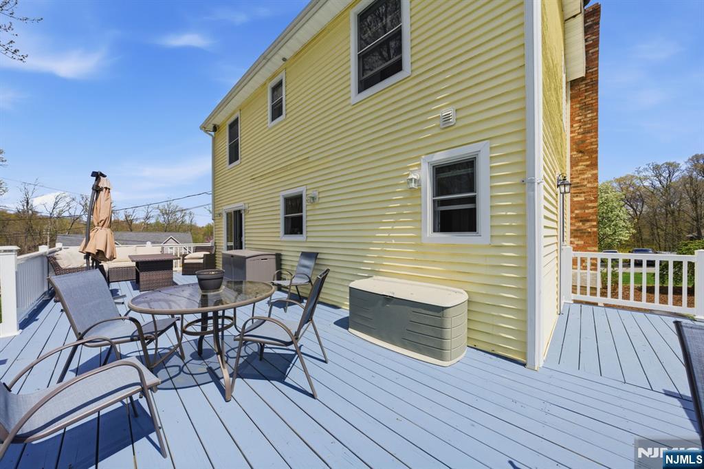 32 Pine Hill Road Mahwah, NJ 07430 - Photo 28 of 40