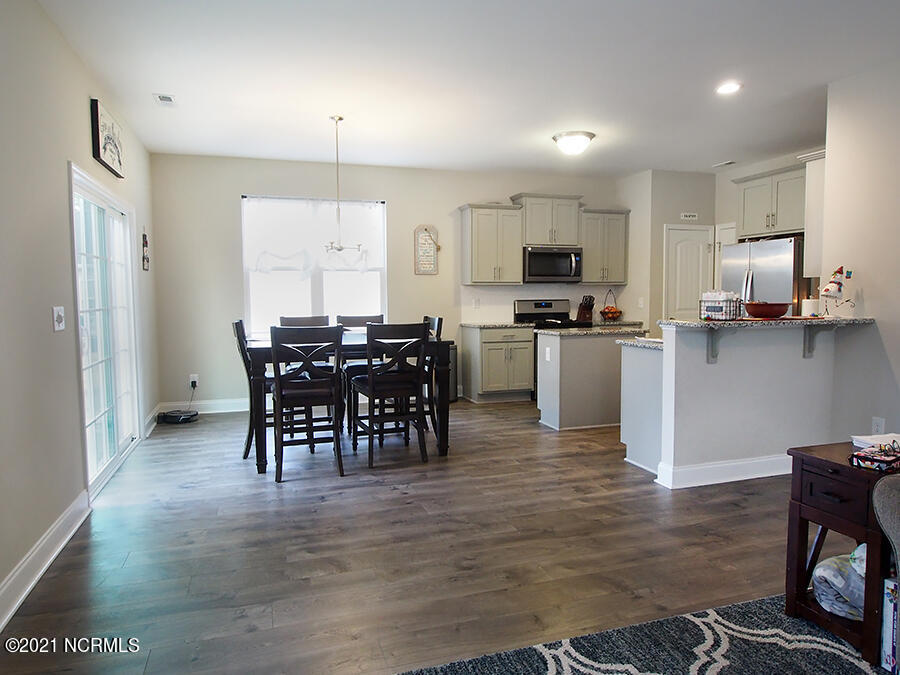 192 Sandy Springs Road Aberdeen, NC 28315 - Photo 15 of 47 kit10