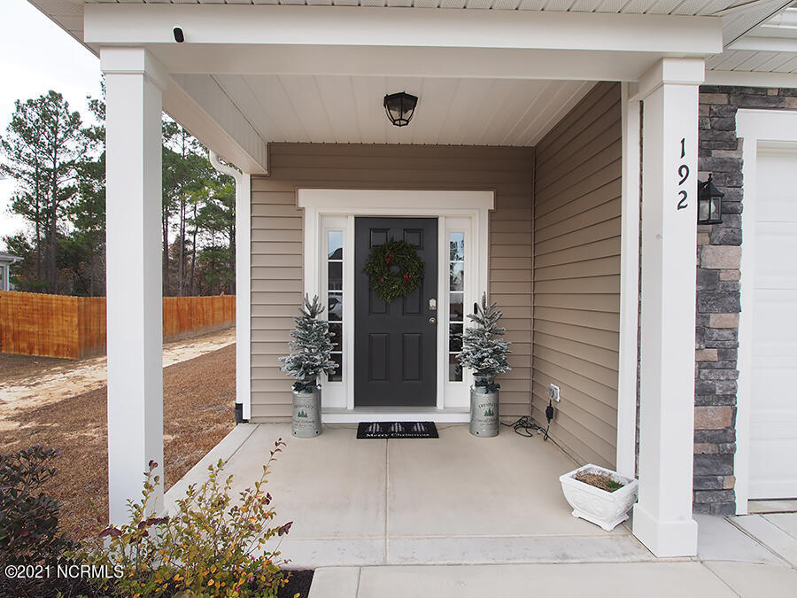 192 Sandy Springs Road Aberdeen, NC 28315 - Photo 5 of 47 entry2