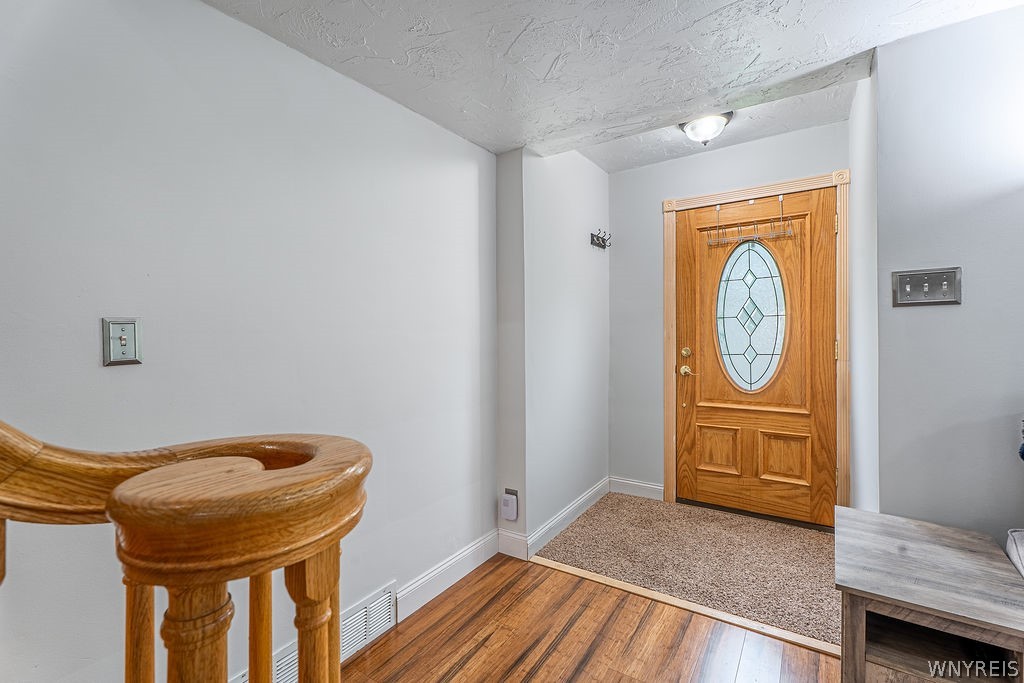 1772 Center Road West Seneca, NY 14224 - Photo 9 of 28 Entryway