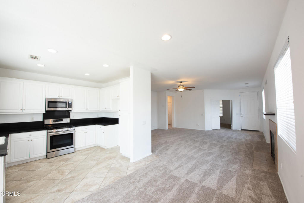 1406 Alder Avenue Tehachapi, CA 93561 - Photo 7 of 29 BV1_7782