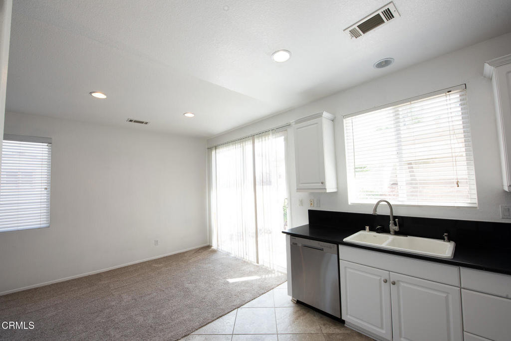 1406 Alder Avenue Tehachapi, CA 93561 - Photo 10 of 29 BV1_7808