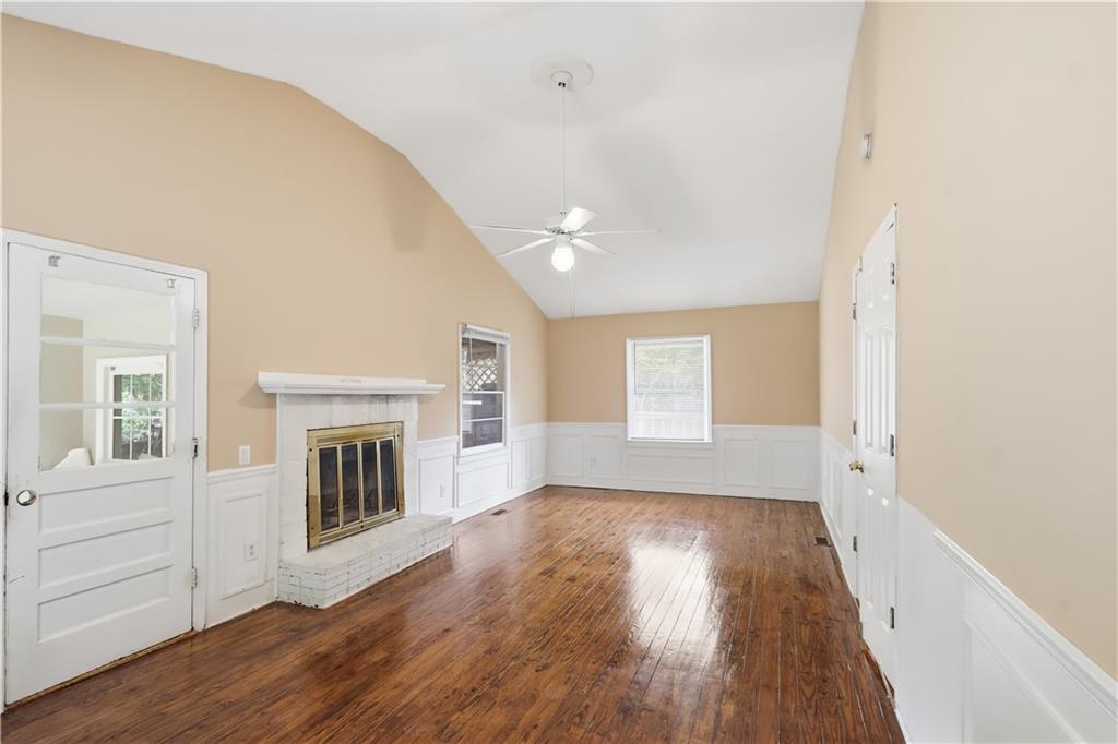 1370 Blackwell Road Marietta, GA 30066 - Photo 11 of 23