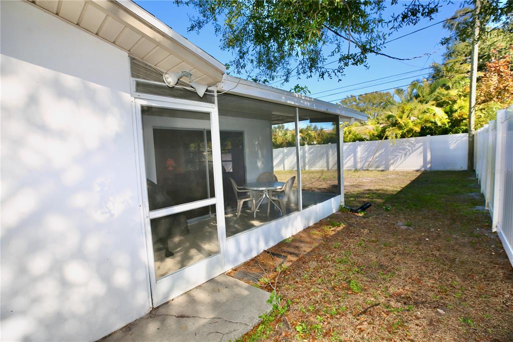120 20th Street Southwest Largo, FL 33770 - Photo 44 of 46