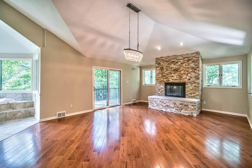 8620 Rochester Road Pittsburgh, PA 15237 - Photo 4 of 25 Gallery Image 4