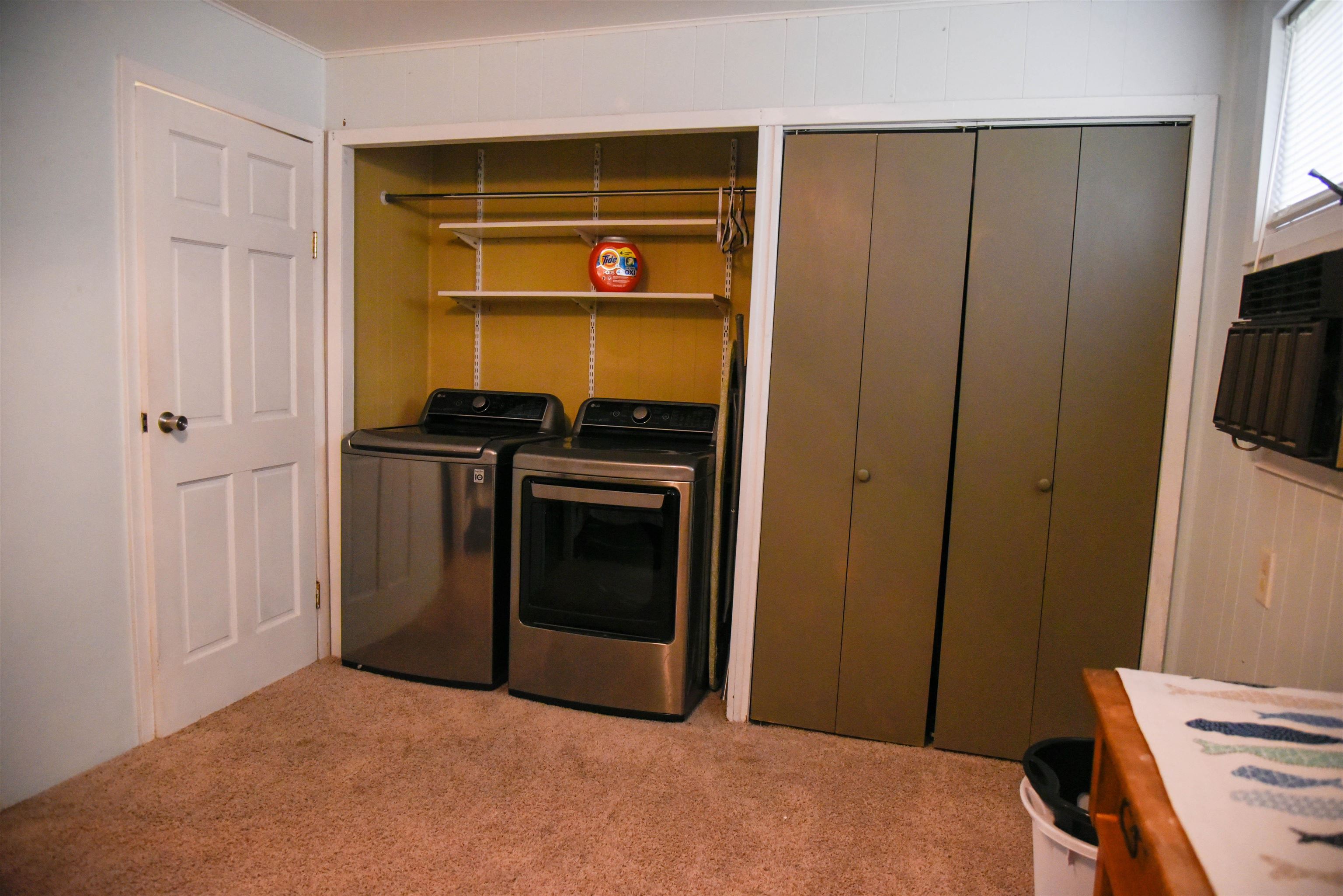 120 North Booth Street Dubuque, IA 52001 - Photo 16 of 26 a kitchen with a stove and a refrigerator