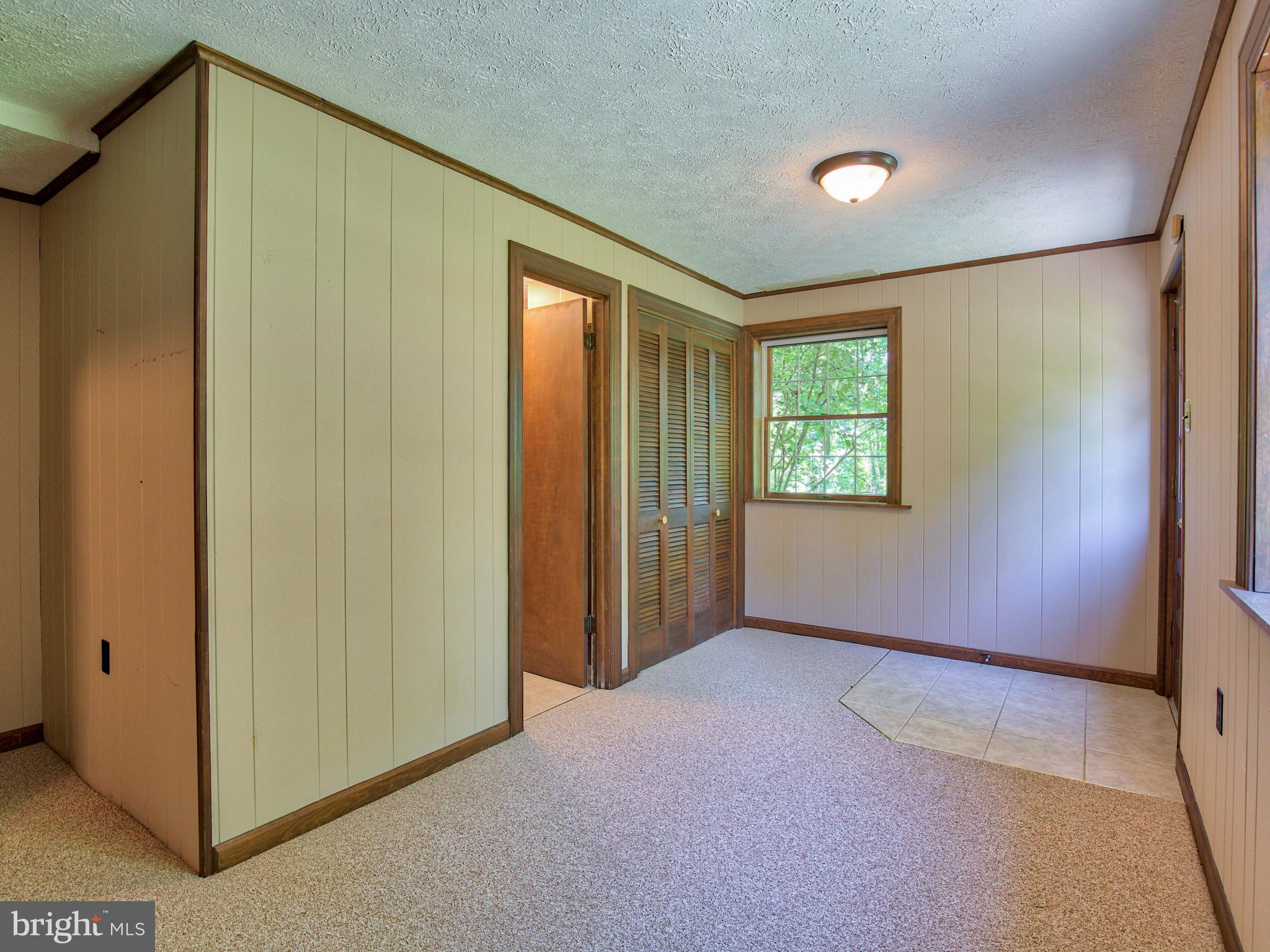 2469 Jones Road Winchester, VA 22602 - Photo 29 of 47 Mud room , lower level