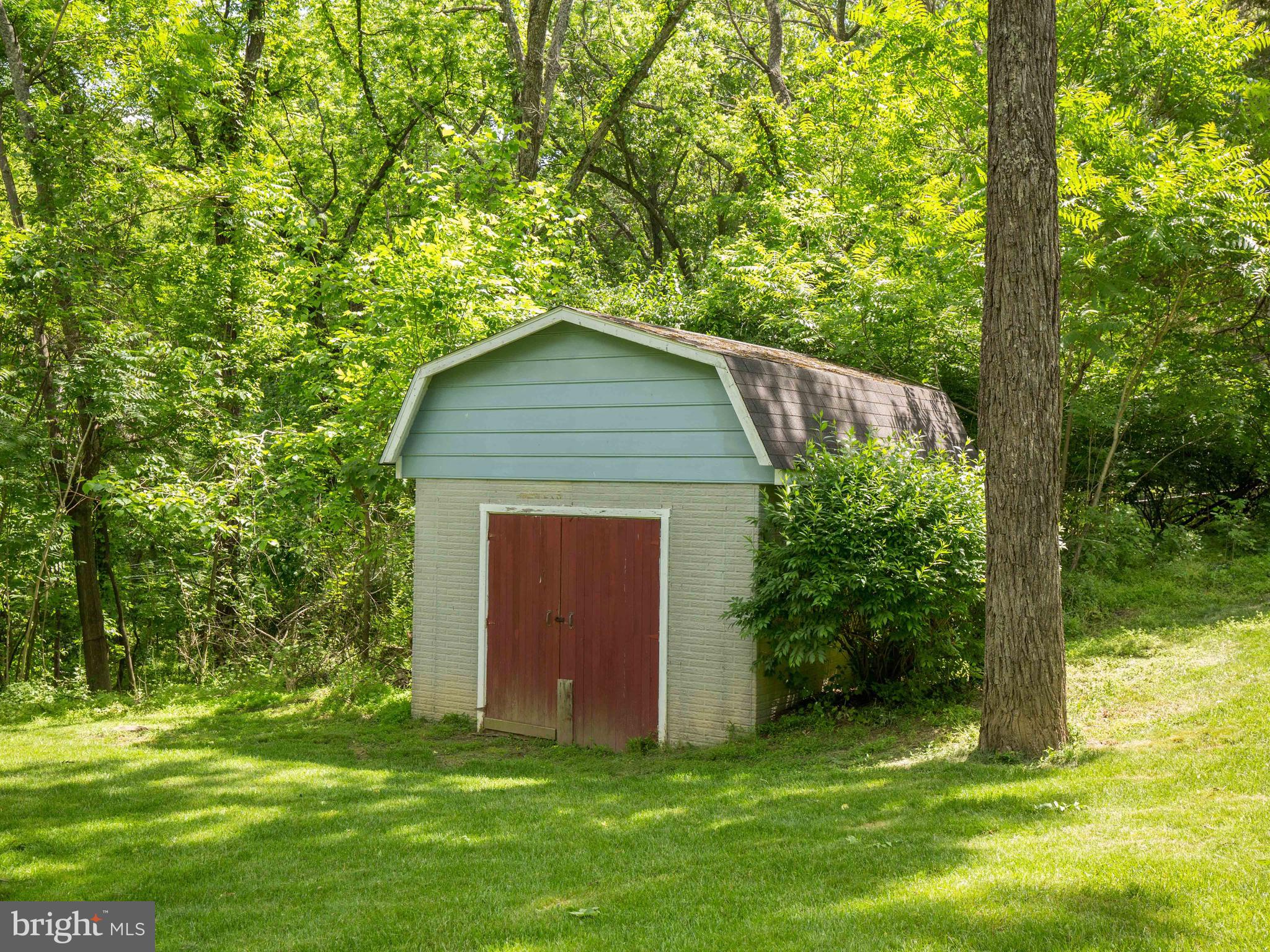 2469 Jones Road Winchester, VA 22602 - Photo 44 of 47 Gallery Image 44