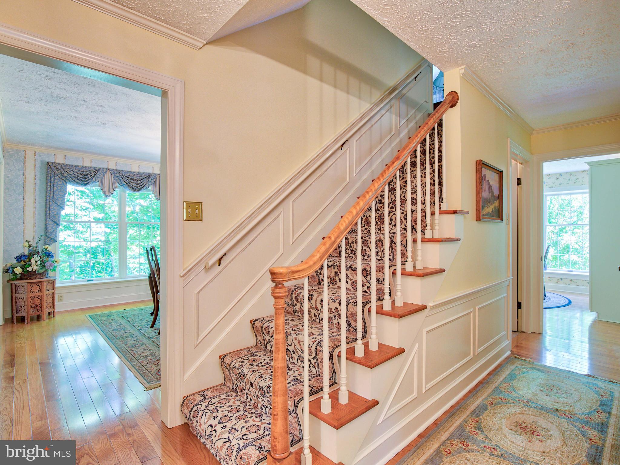 2469 Jones Road Winchester, VA 22602 - Photo 7 of 47 Foyer