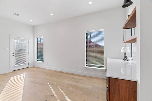 $529,999 | 3802 Commerce Street, Houston, TX 77003