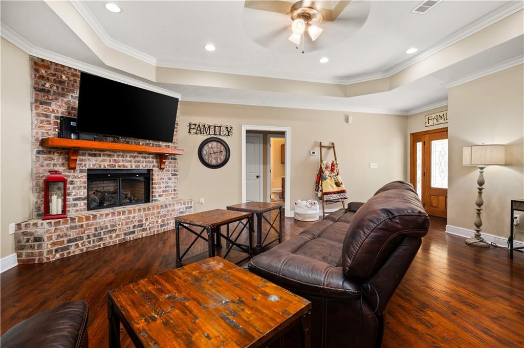 188 Airbase Road Pollock, LA 71467 - Photo 6 of 27