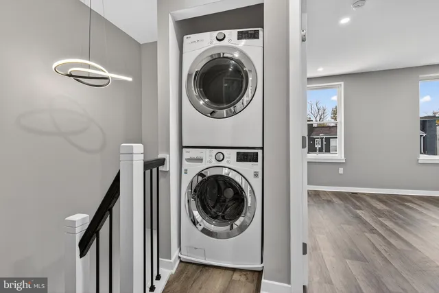 $230,000 | 2927 Ellicott Driveway, Baltimore, MD 21216