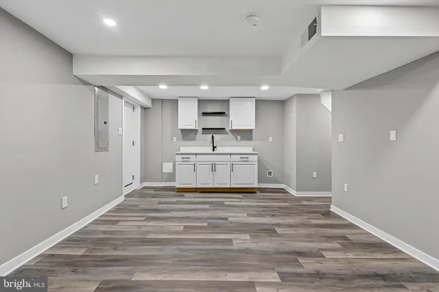 $230,000 | 2927 Ellicott Driveway, Baltimore, MD 21216