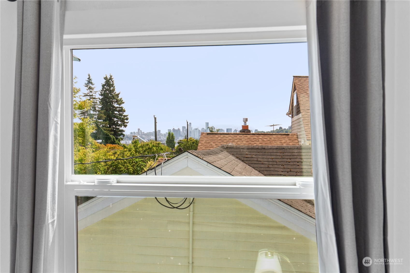 4119 Midvale Avenue North Seattle, WA 98103 - Photo 30 of 38 Gallery Image 30