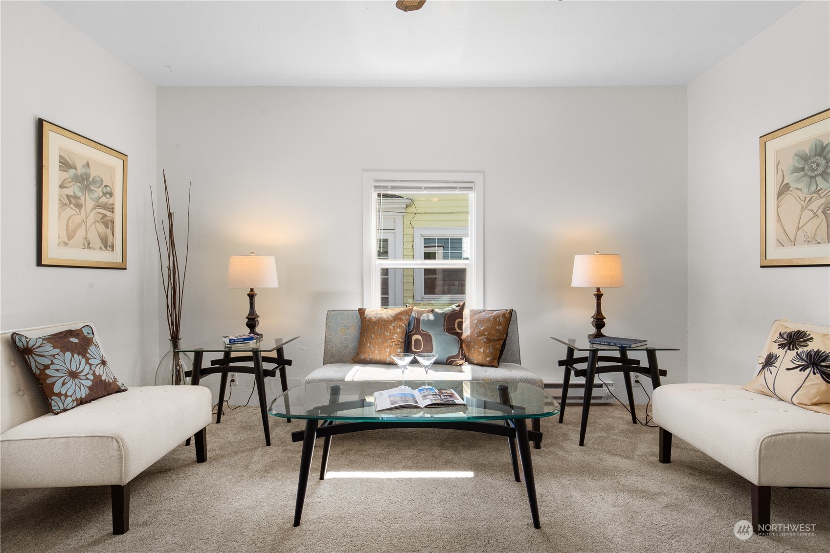 4119 Midvale Avenue North Seattle, WA 98103 - Photo 7 of 38 Gallery Image 7