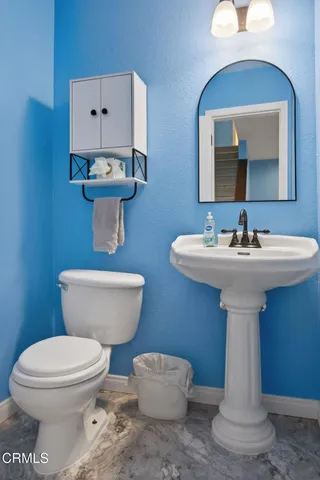 $599,000 | 699 County Square Drive, Unit 2, Ventura, CA 93003