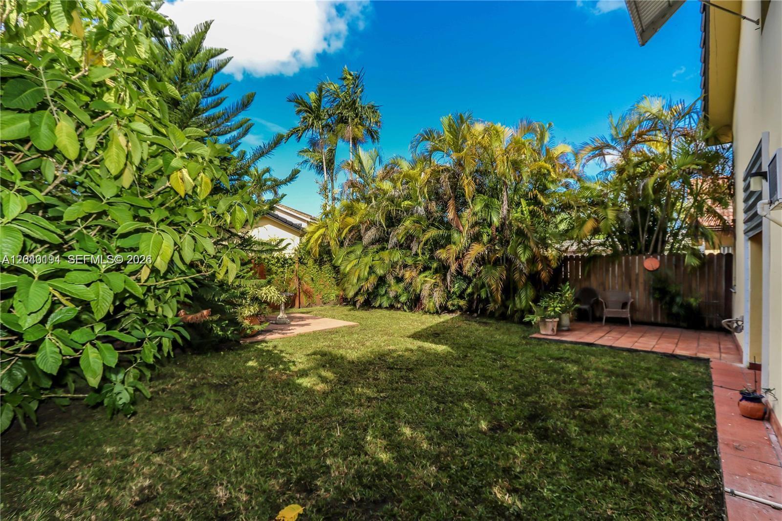 2500 Southwest 113th Court Miami, FL 33165 - Photo 19 of 31