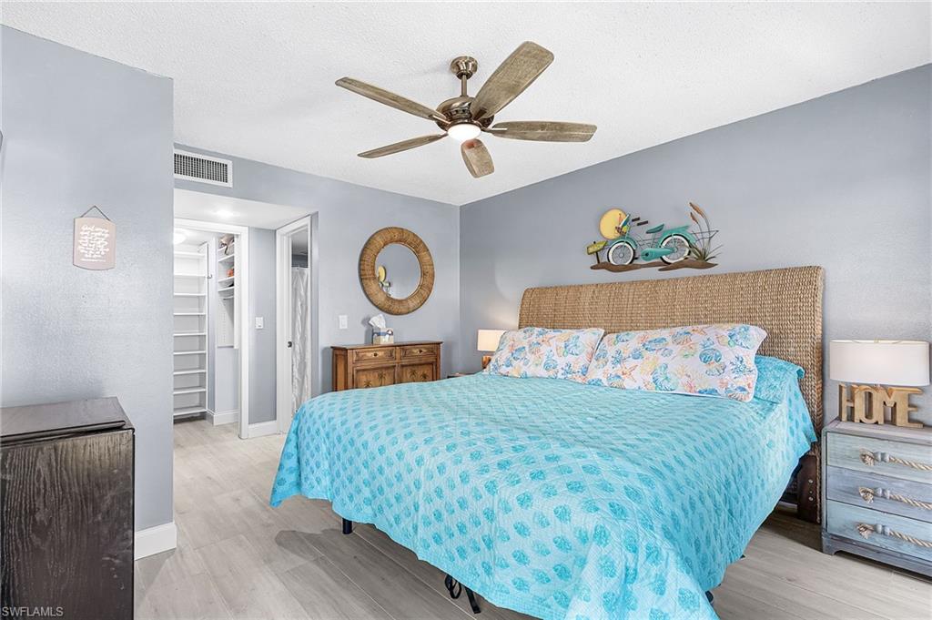 53 High Point Circle West, Unit 310 Naples, FL 34103 - Photo 6 of 29