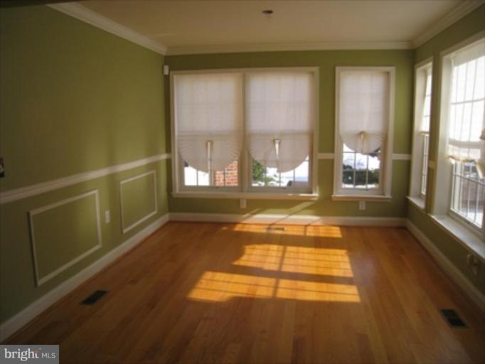 4399 Chapeldale Road Randallstown, MD 21133 - Photo 22 of 27 Sunroom