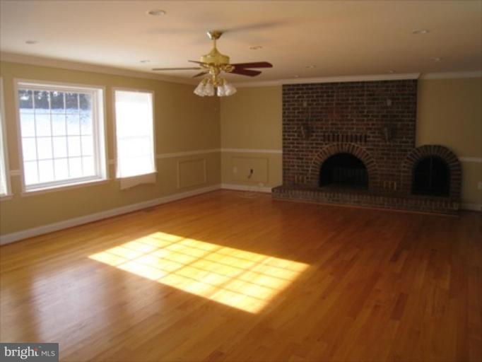 4399 Chapeldale Road Randallstown, MD 21133 - Photo 5 of 27 Family Room