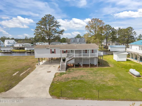$420,000 | 46 Riverview, Chocowinity, NC 27817