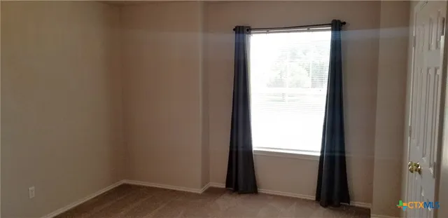 $2,300 | 619 Rolling Hills Drive, Killeen, TX 76543