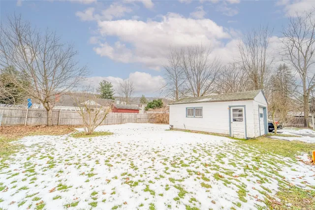 $1,700 | 425 Clayton Avenue, Vestal, NY 13850