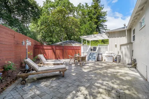 $1,150,000 | 833 Belle Avenue, San Rafael, CA 94901