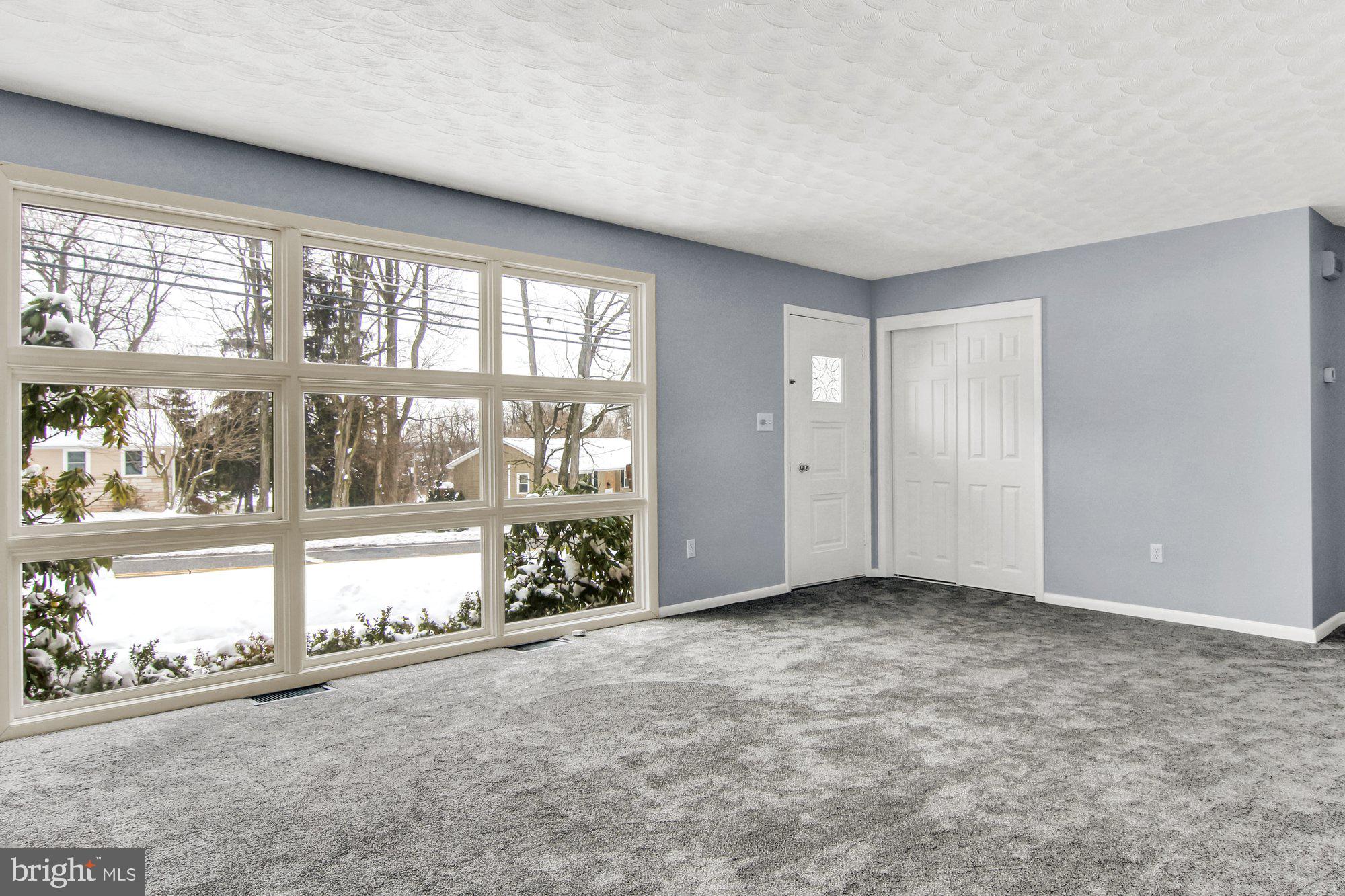 469 Pleasant View Road New Cumberland, PA 17070 - Photo 3 of 30
