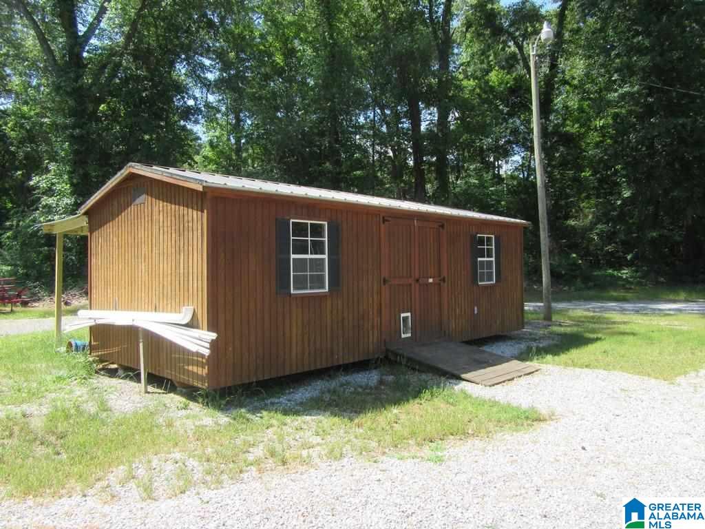 61 Swan Lane Talladega, AL 35160 - Photo 4 of 50
