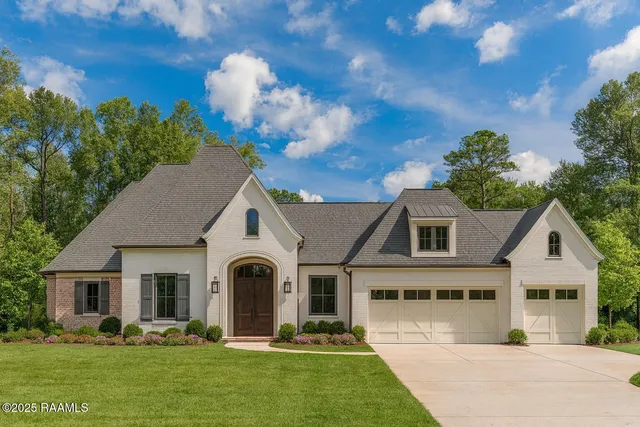 $882,648 | 105 Reservoir Road, Broussard, LA 70518