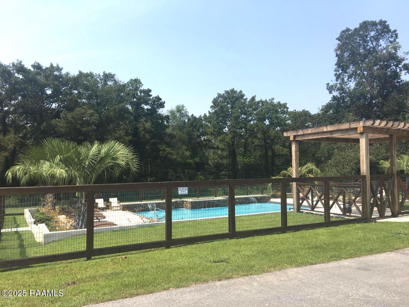 105 Reservoir Road Broussard, LA 70518 - Photo 5 of 11 105 Reservoir Rd-5