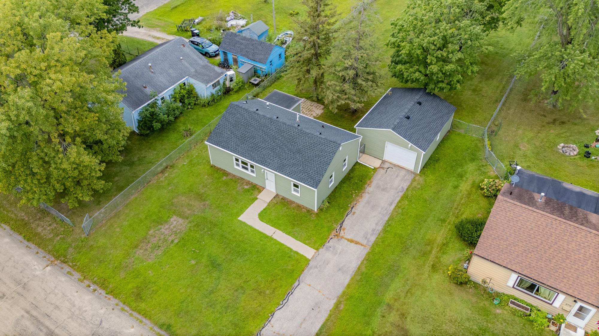 2709 Markay Street Southeast Rochester, MN 55904 - Photo 3 of 42 Gallery Image 3