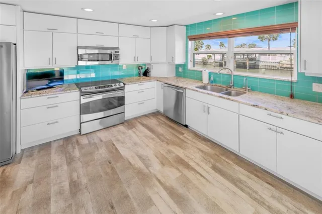 $1,049,000 | 124 Anchor Drive, Ponce Inlet, FL 32127