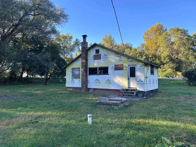 $45,000 | 26428 Highway 20, South Bend, IN 46628