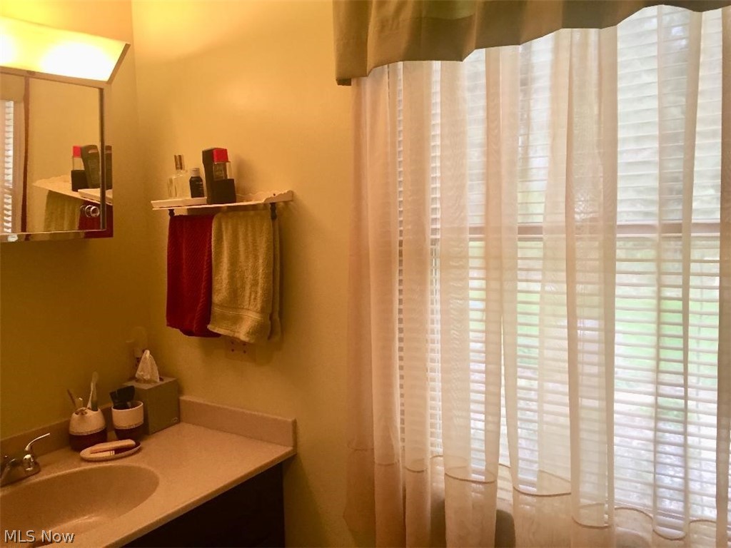 2324 Ridgewood Road Medina, OH 44256 - Photo 18 of 28 Gallery Image 18