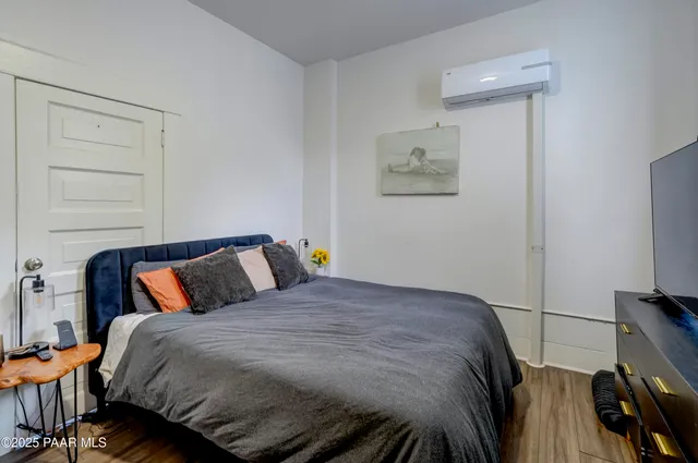 $1,350,000 | 215 East Willis Street, Prescott, AZ 86301