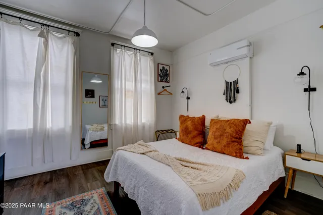 $1,350,000 | 215 East Willis Street, Prescott, AZ 86301