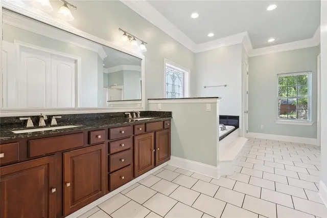 $799,900 | 161 Avenue Of Oaks, Destrehan, LA 70047