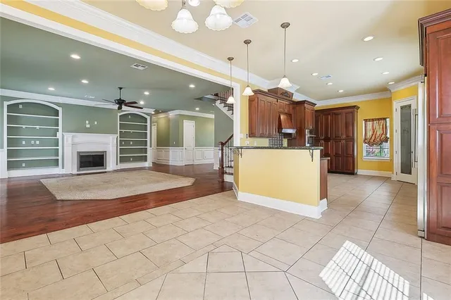 $799,900 | 161 Avenue Of Oaks, Destrehan, LA 70047