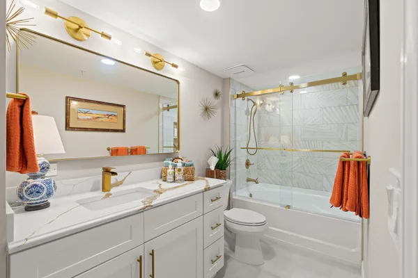 $4,000 | 600 South Dixie Highway, Unit 544, West Palm Beach, FL 33401