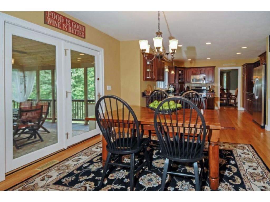 16 Newfane Road Bedford, NH 03110 - Photo 14 of 35