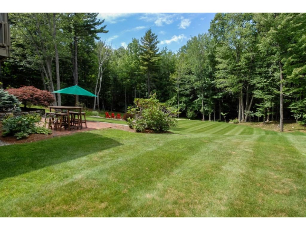 16 Newfane Road Bedford, NH 03110 - Photo 29 of 35
