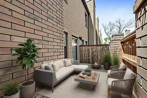 $160,000 | 9850 Pagewood Lane, Unit 405, Houston, TX 77063