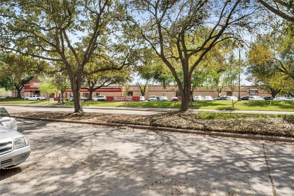 $160,000 | 9850 Pagewood Lane, Unit 405, Houston, TX 77063