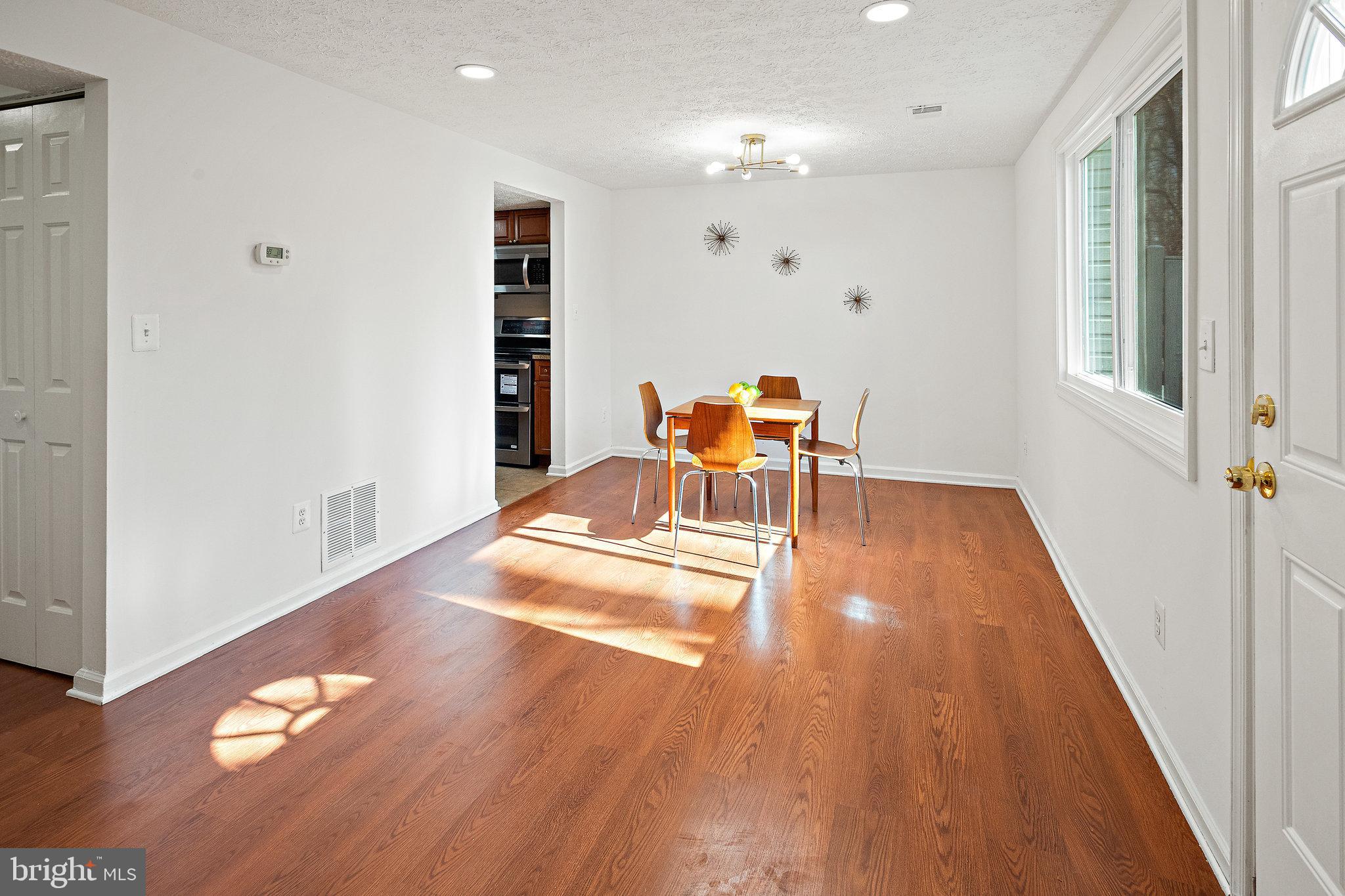 3603 Wharf Lane Triangle, VA 22172 - Photo 12 of 38