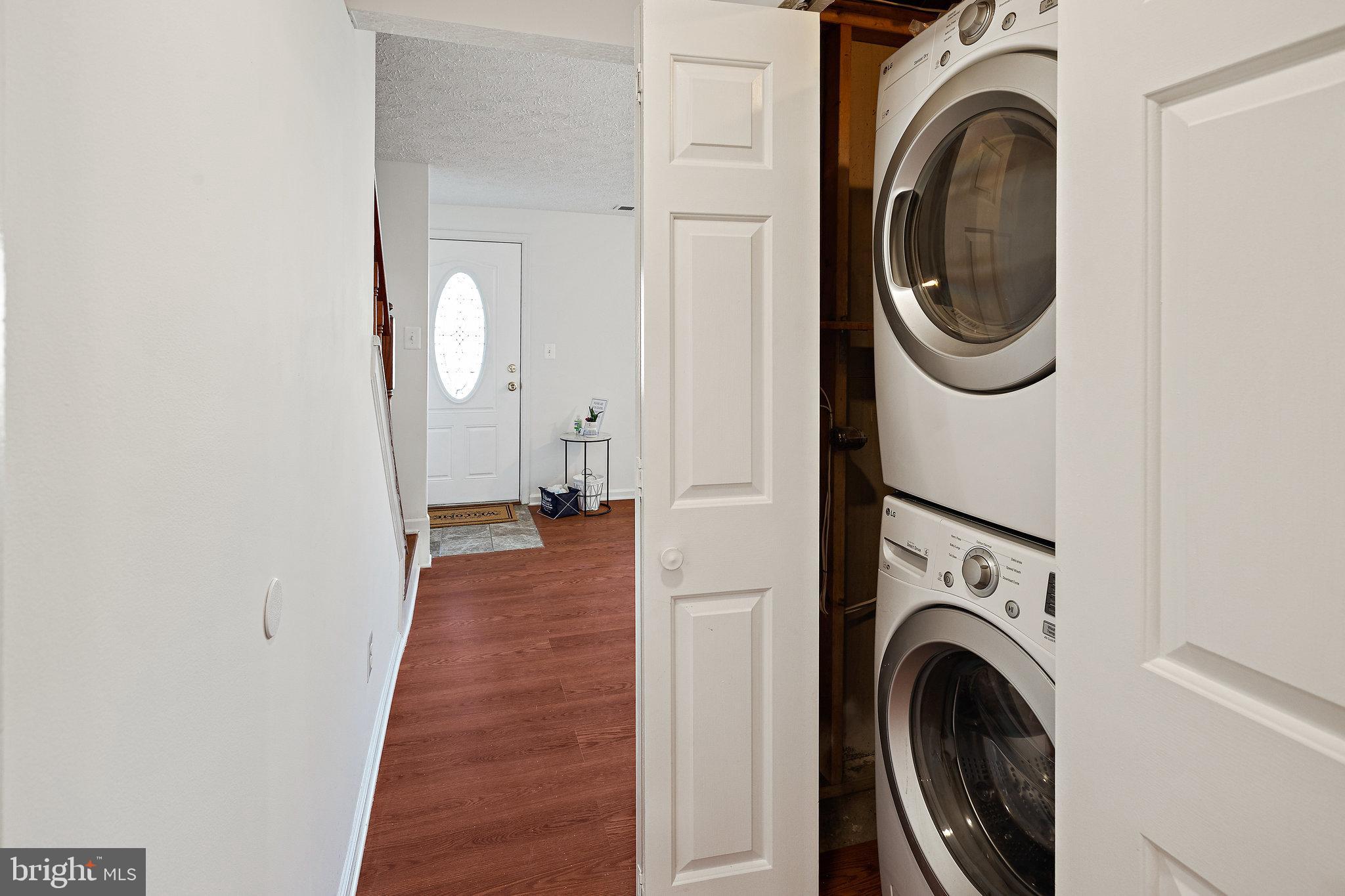 3603 Wharf Lane Triangle, VA 22172 - Photo 17 of 38