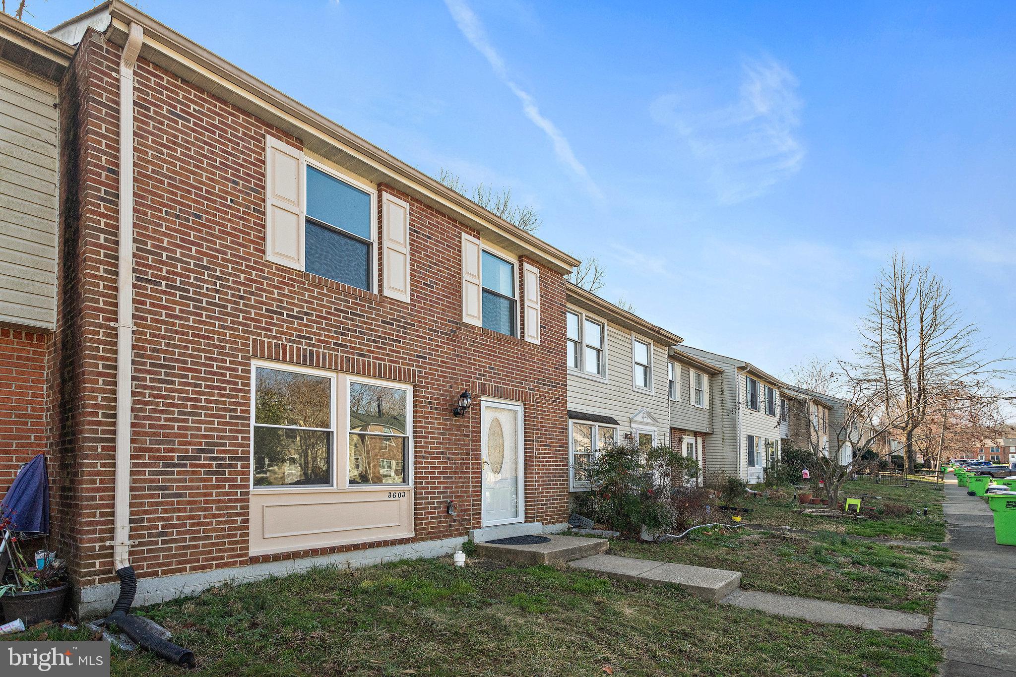 3603 Wharf Lane Triangle, VA 22172 - Photo 3 of 38