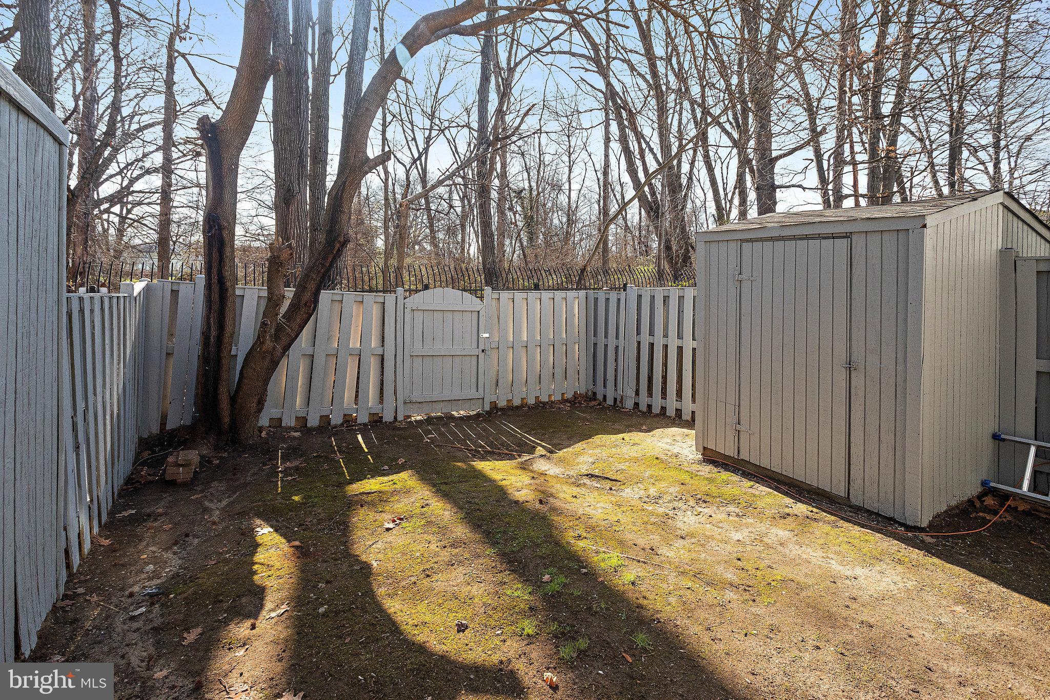 3603 Wharf Lane Triangle, VA 22172 - Photo 33 of 38